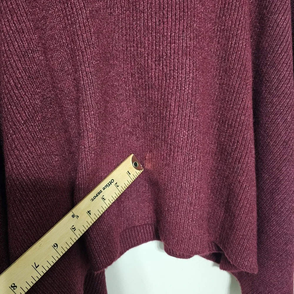 Sasso+Smyth Women Poncho Sweater One Size Burgundy Long Sleeves Turtle Neck 1089